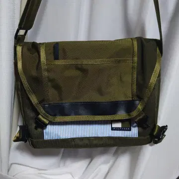 올리브 메신저 백 타미힐피거