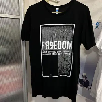 hiatus 하이에타스 티셔츠 L 사이즈