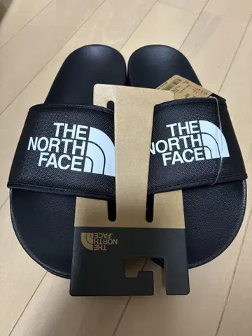 새상품 노스페이스 베이스 캠프 슬라이드 3