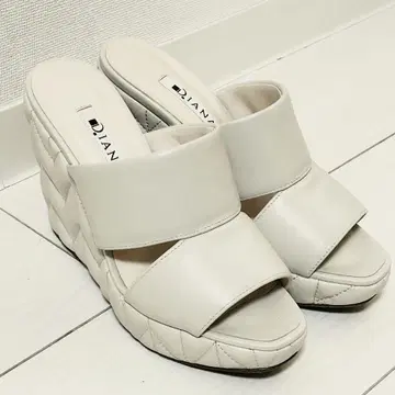 다이애나 아이보리 스무스/IV 퀼팅 고우히 스무스
