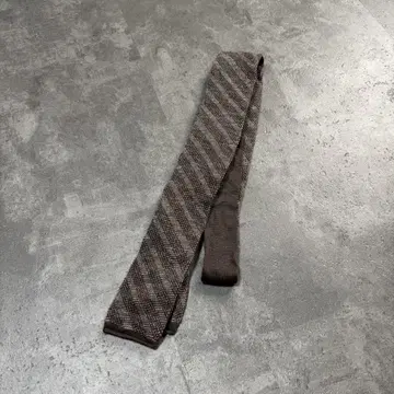 독일산 지역 특산 니트 넥타이