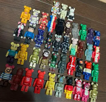 베어브릭 베어브릭 묶음 판매 kaws 100% 43개