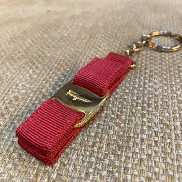 페라가모 키링