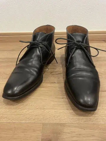 산토니 Santoni 처카 부츠