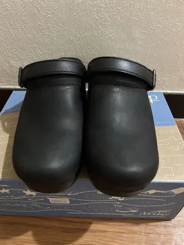 단스코 39 잉그리드 블랙