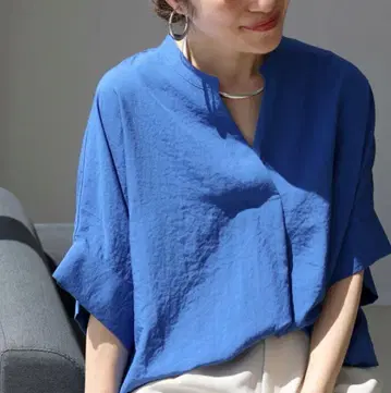 돌먼 블라우스 블루