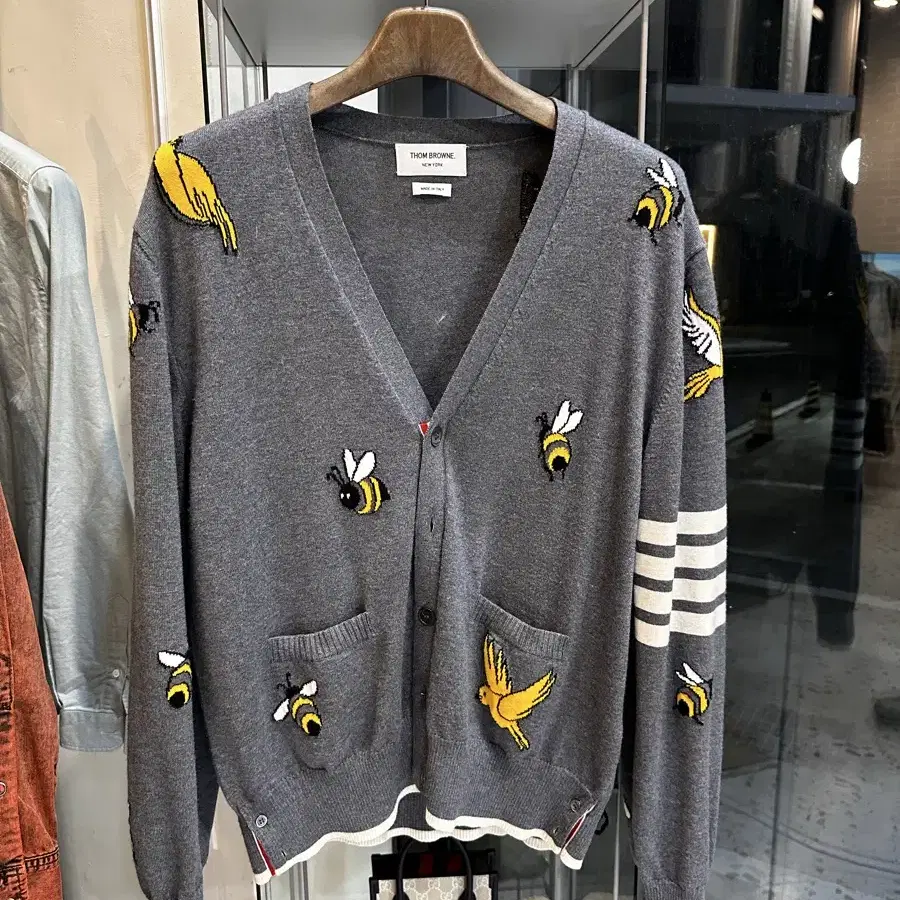 THOM BROWNE. | 톰브라운 Thom Browne. Bird and Bee Cardigan