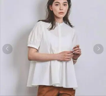 유나이티드 애로우즈 핀턱 숏 슬리브 블라우스