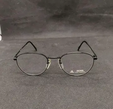 NOVA 블랙 메탈 프레임