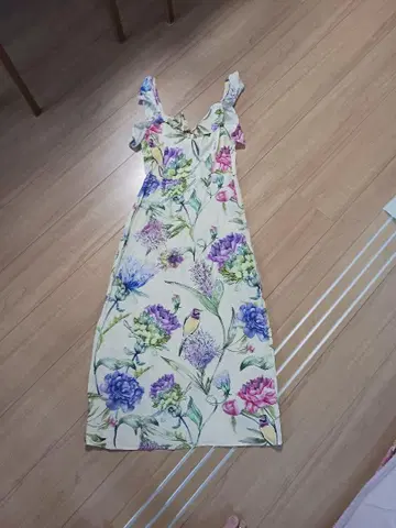 택없는 새상품 H&M 꽃무늬 슬리브리스 원피스 US 2