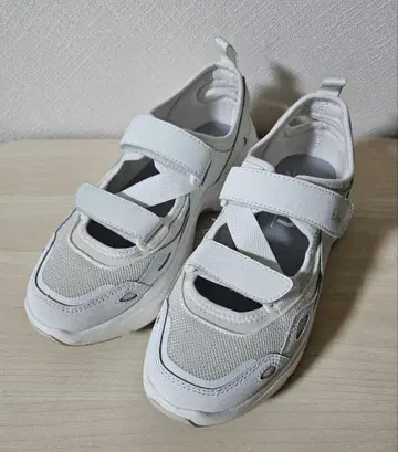 문스타 스니커즈 B/M04 알타 23.5cm