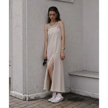 ACLENT 로프 스트랩 프린지 원피스 베이지