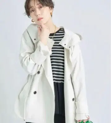 아르페쥬 스토리 마운틴 후드티 숏코트