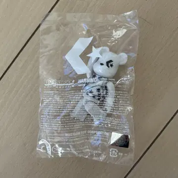 BE @RBRICK 베어브릭 컨버스 WEAPON SF HI