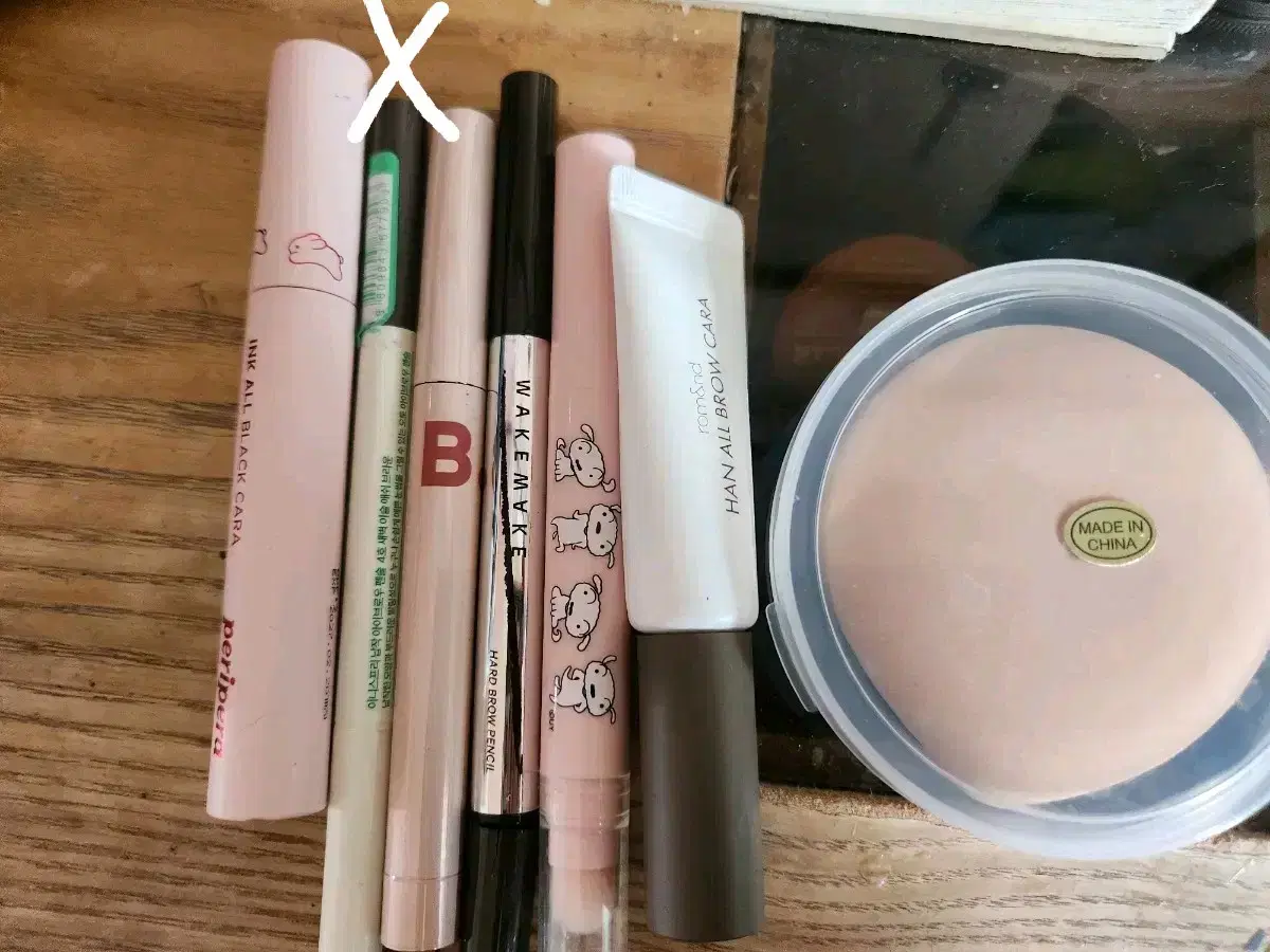 Colorgram Shading Stick, Banila Co Lip Pencil, Brow in bulk