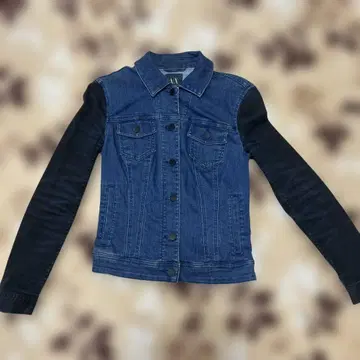새상품급! Armani Exchange 데님 자켓