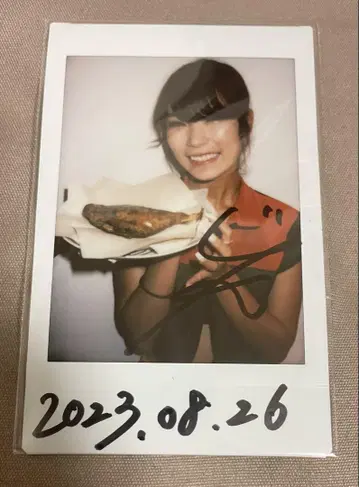 ExWHYZ yuki 폴라로이드
