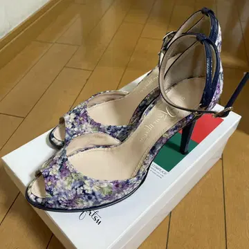 긴자카네마츠 꽃무늬 오픈토 하이힐