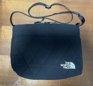 노스페이스 블랙 사코슈