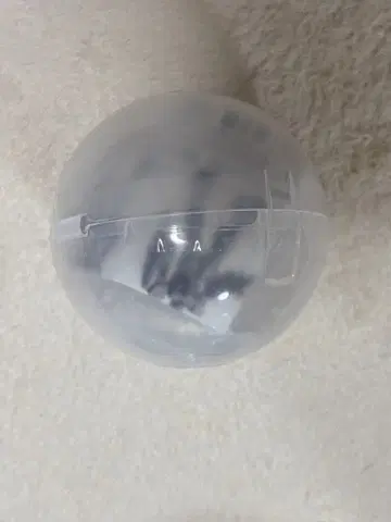 반다이 프리미엄 가챠 G-3 건담, 샤아 자쿠, 헬스장 클리어 3개