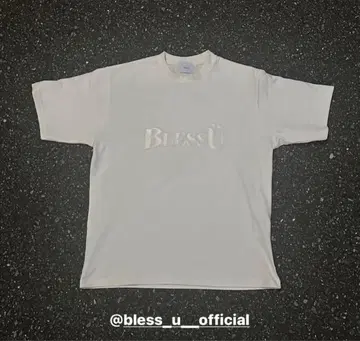 BlessU 자수 로고 화이트 티셔츠