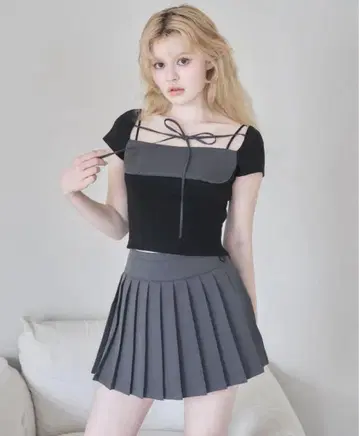 그레이 플리츠 미니 스커트 반팔 셋업 Gisele set up