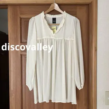 discovalley 택 포함 미사용품 새상품급 블라우스 고급