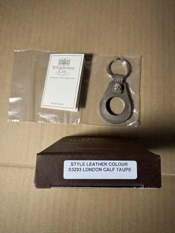 Whitehouse Cox S3293 키링 런던 카프 타우페