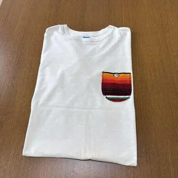 굿온 mucho BUENO 포켓 티셔츠