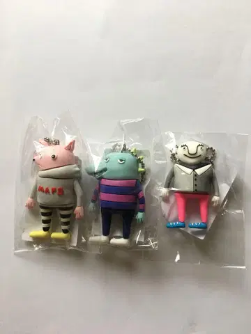 요네즈켄시 리이슈 가챠 돼지 악어 인간