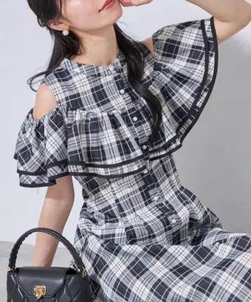 zozo 한정판 2way 프릴 오프숄더 백 레이스업 체크 무늬 원피스