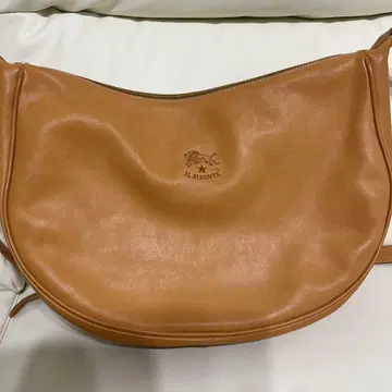 IL BISONTE 브라운 가죽 숄더백