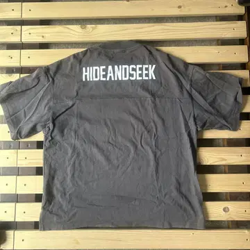 HIDEANDSEEK 그레이 티셔츠