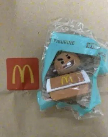 완판템 BTS 한국 맥도날드 한정 콜라보 피규어 BTS SHOOKY