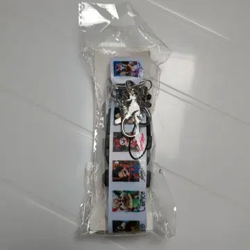 디즈니 캐릭터 사진이 있는 스트랩