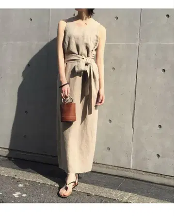 Plage 플라주 실크 린넨 슬리브리스 원피스