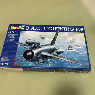 레벨 B.A.C. 라이트닝 F.6 1:72