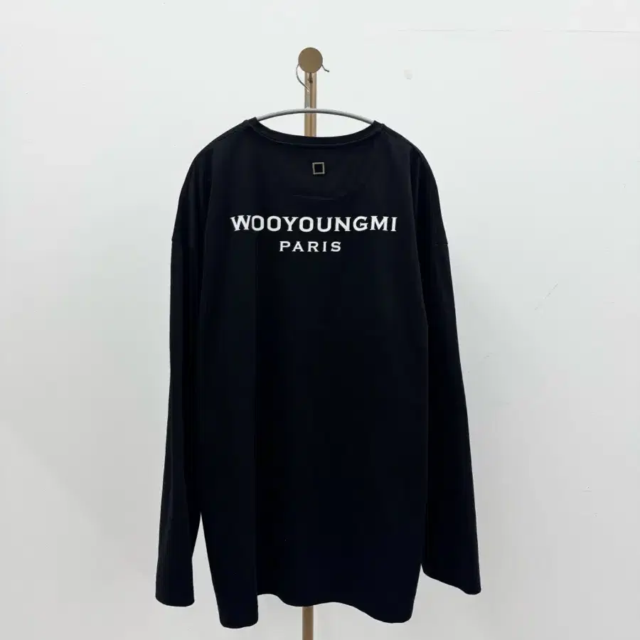 WOOYOUNGMI | 우영미 [48] Wooyoungmi Back Logo Long Sleeve T-shirt