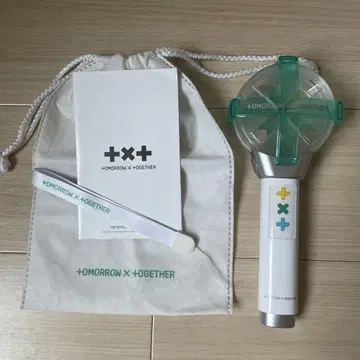 +TOMORROW X TOGETHER 라이트 스틱