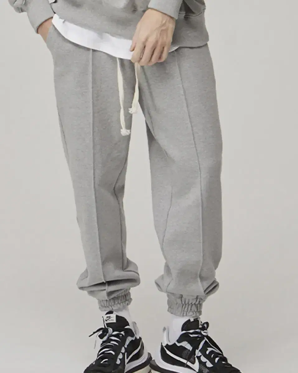 Sevenselah Gray Jogger Pants 32