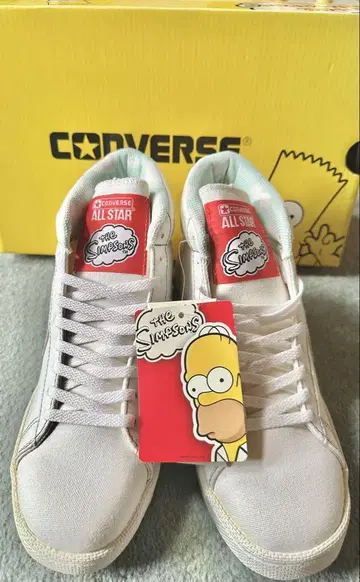 컨버스 the Simpsons 콜라보 스니커즈