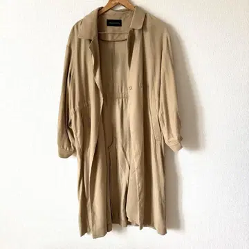 베이지 롱 코트 벌룬 슬리브