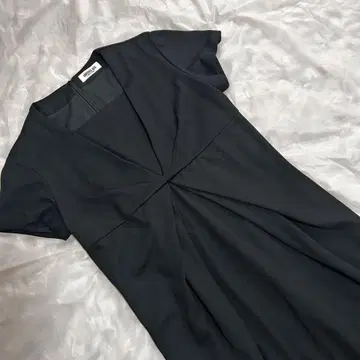 HIROKO BIS 블랙 반팔 무릎 아래 원피스