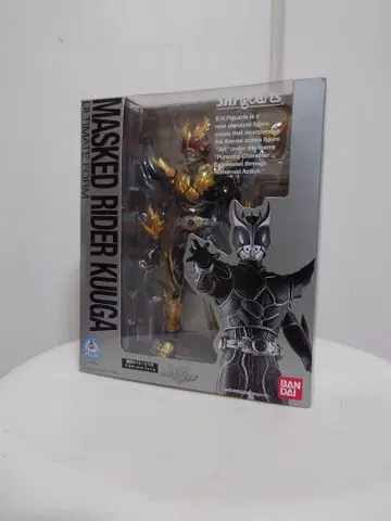 MASKED RIDER KUUGA ULTIMATE FORM 결품 있음