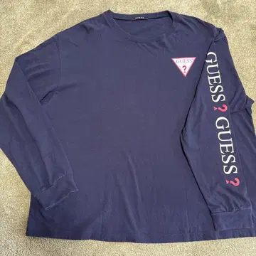 GUESS 네이비 긴팔 티셔츠 오버 사이즈