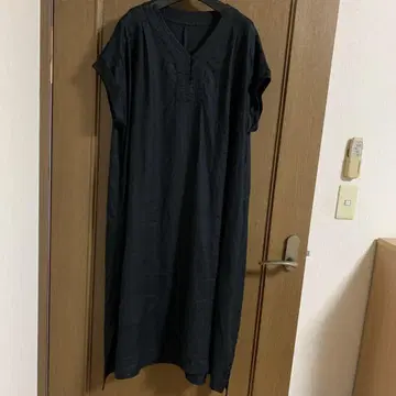 블랙 반팔 롱 원피스 사이즈