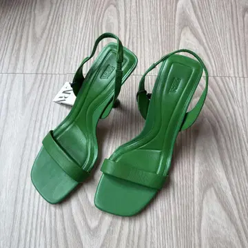 자라 그린 슬링백 하이힐