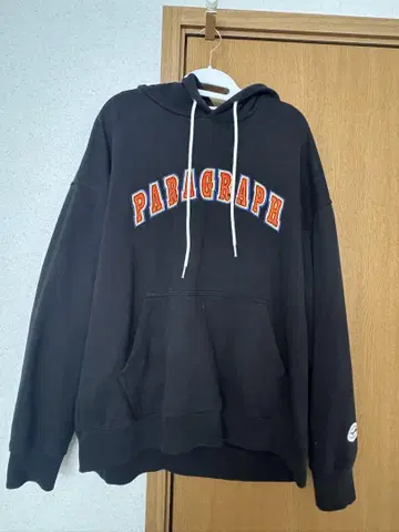 PARAGRAPH P08 블랙 후드티