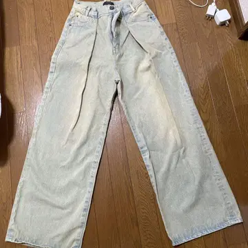 JEANASIS 옅은 블루 와이드 레그 데님 팬츠