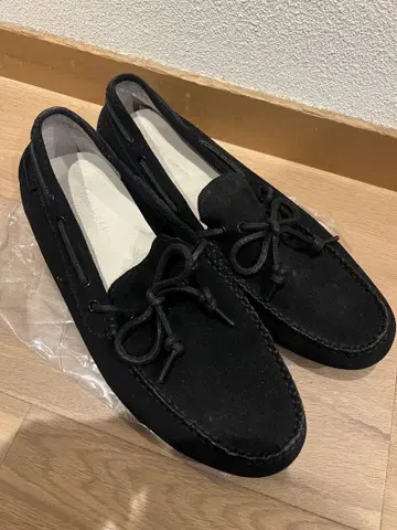 콜한 로퍼 스웨이드
